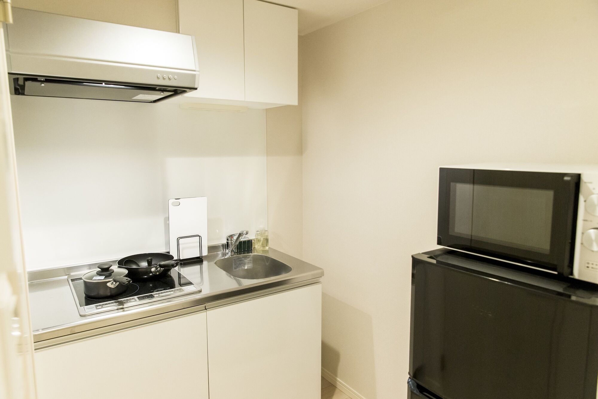 Trip Pod Sumiyoshi B Appartement Fukuoka  Buitenkant foto